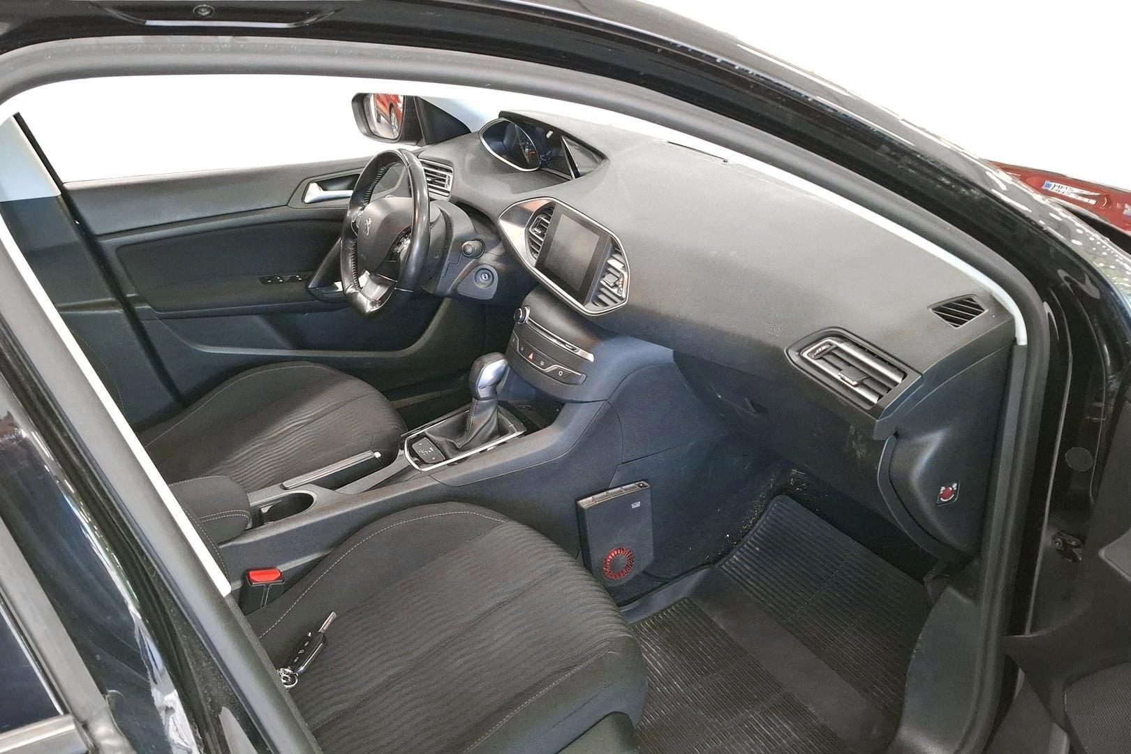 PEUGEOT 308 2016