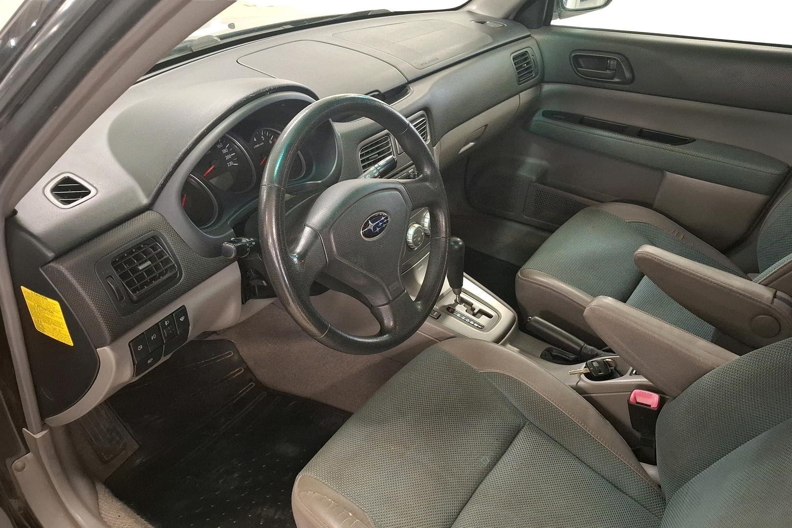 Subaru Forester 2005