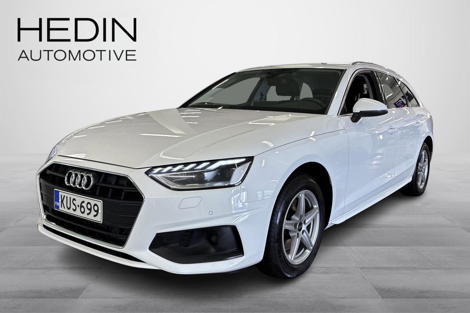 AUDI A4 2022