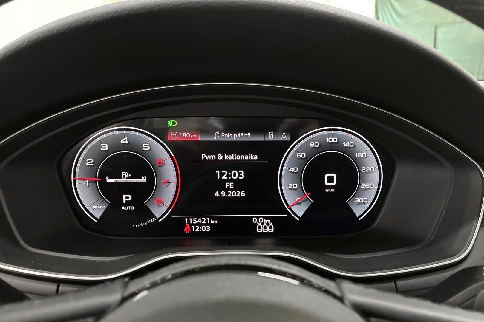 AUDI A4 2022