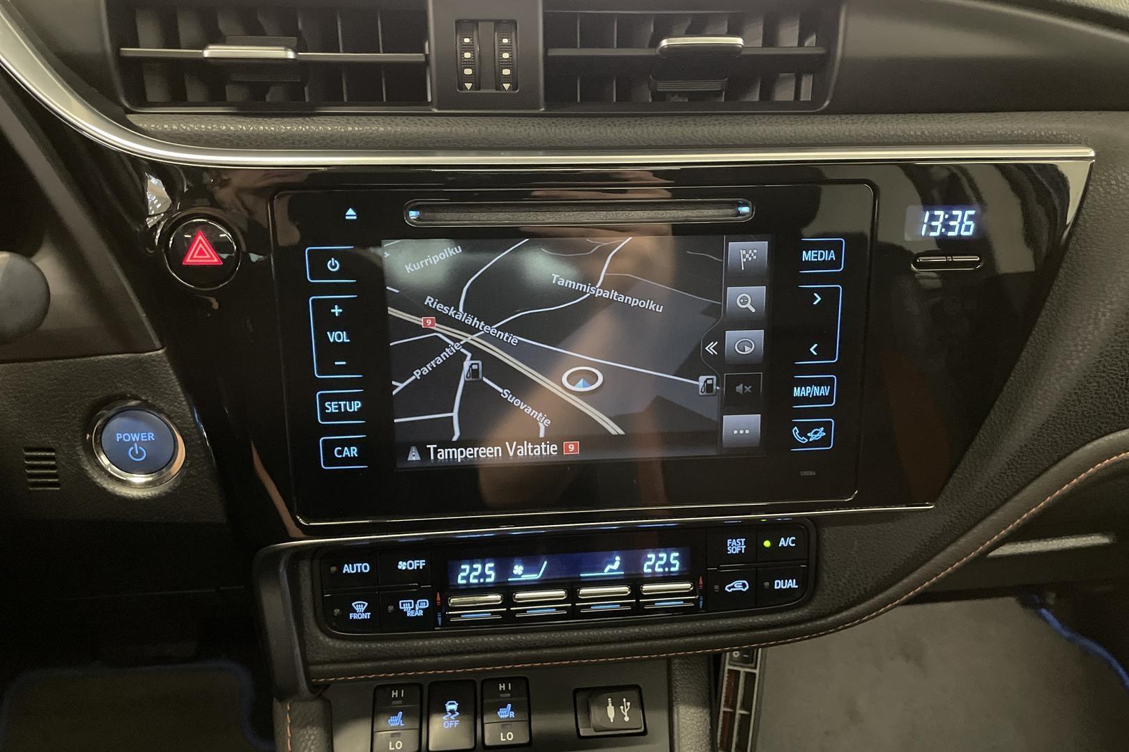 Toyota Auris 2016