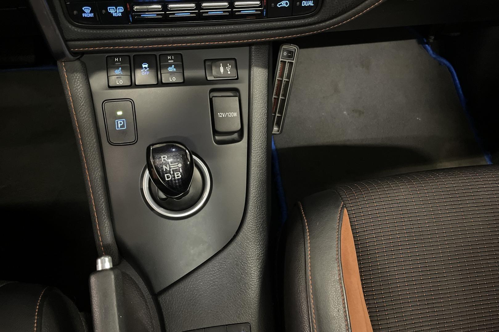 Toyota Auris 2016