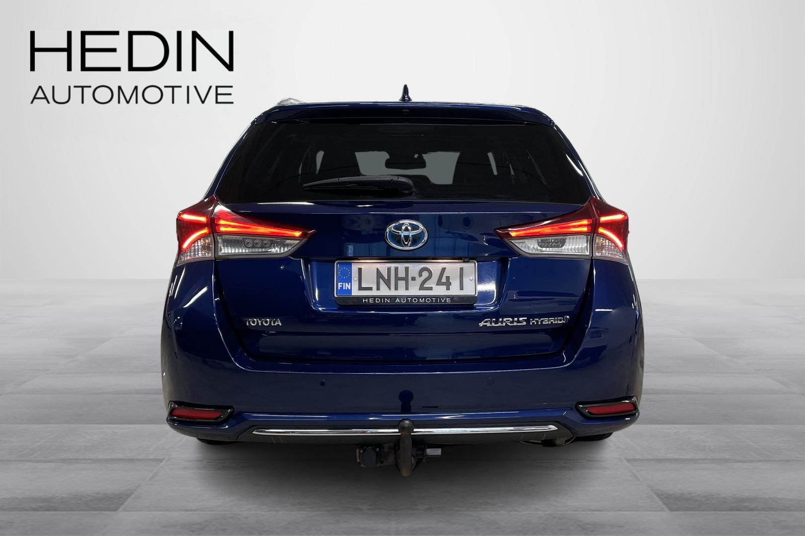 Toyota Auris 2016