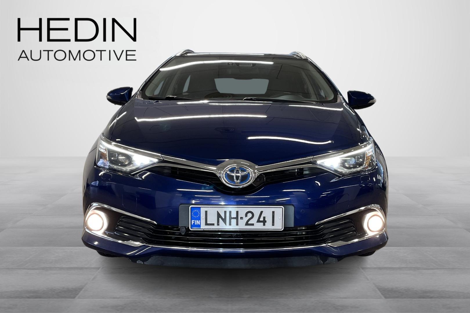 Toyota Auris 2016