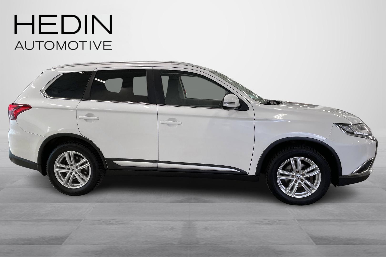MITSUBISHI Outlander 2017