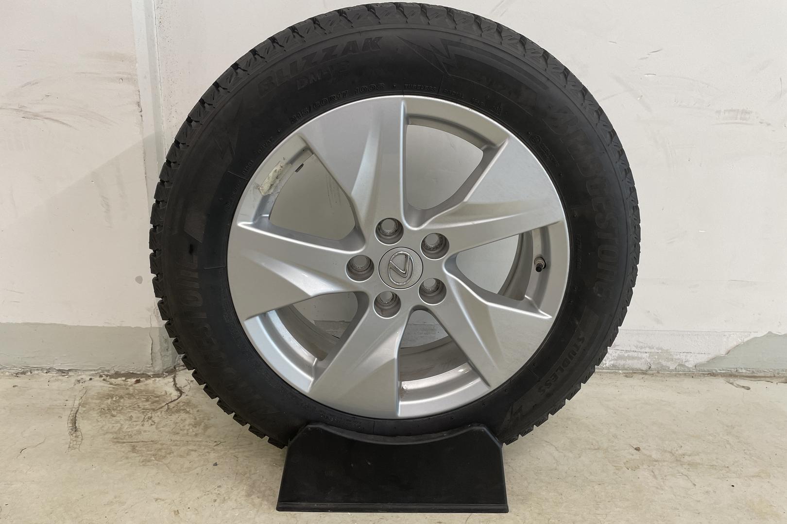 Lexus UX 18