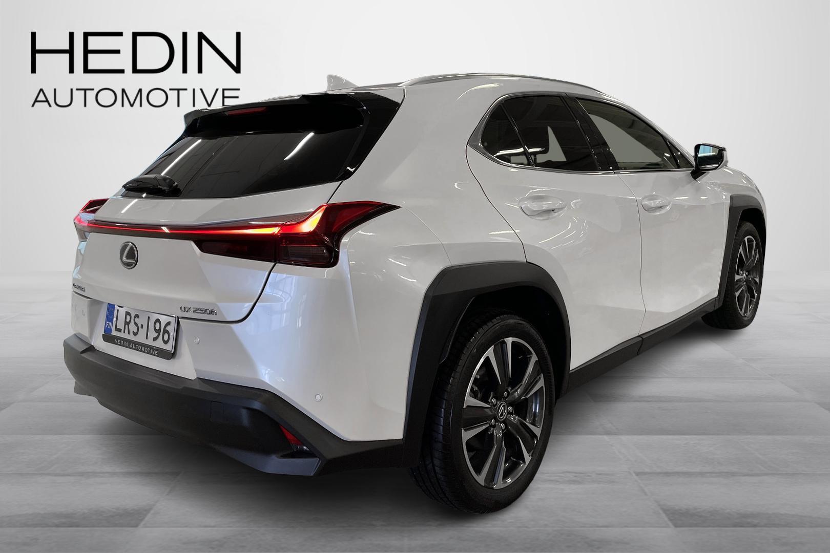 Lexus UX 2