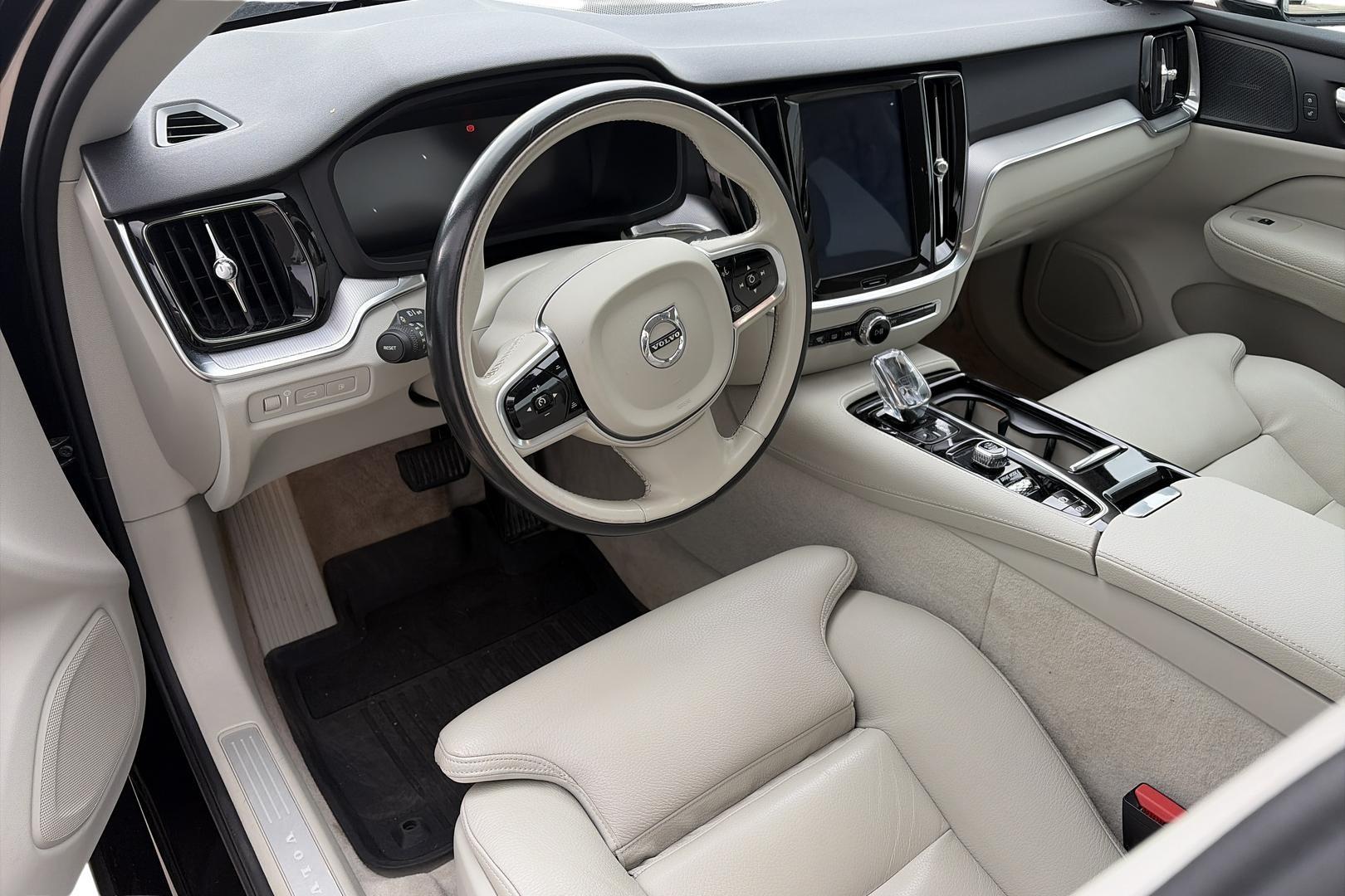 Volvo S60 2020