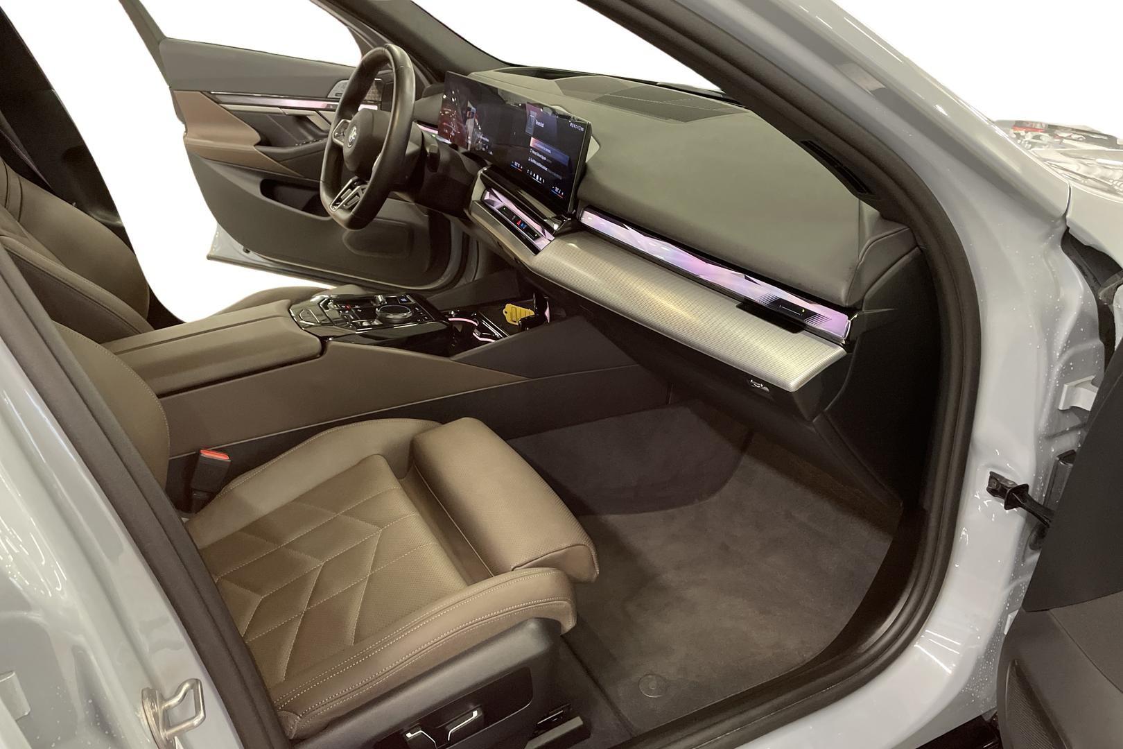 BMW i5 2024