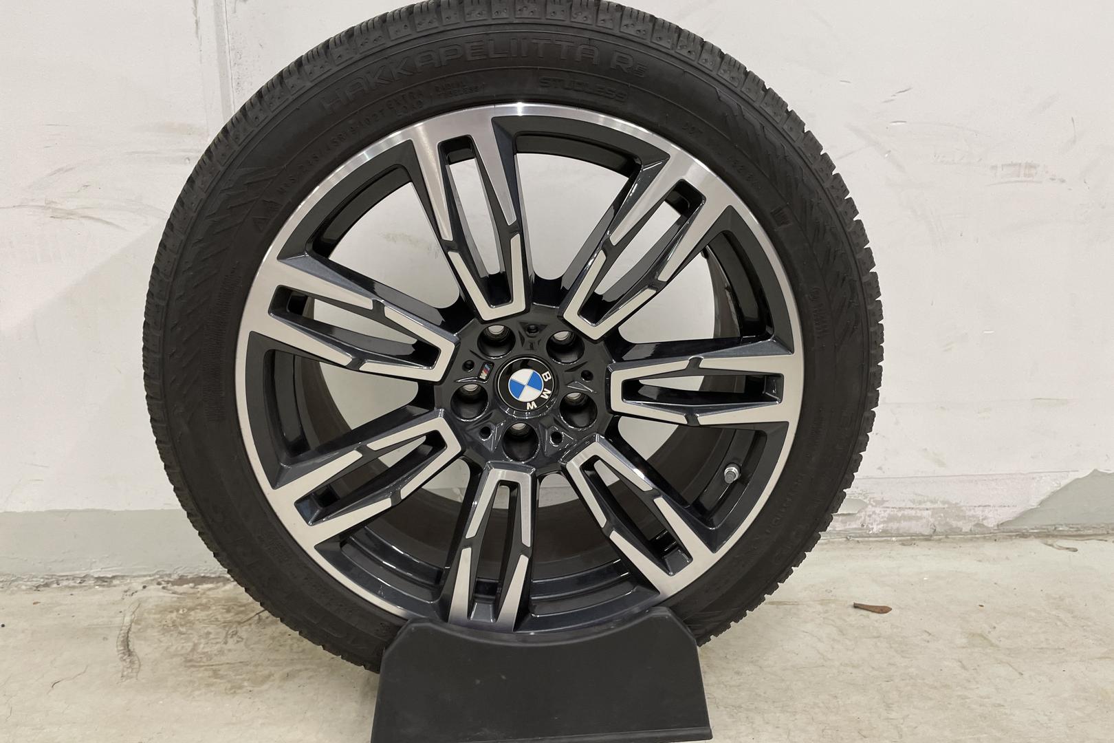 BMW i5 2024