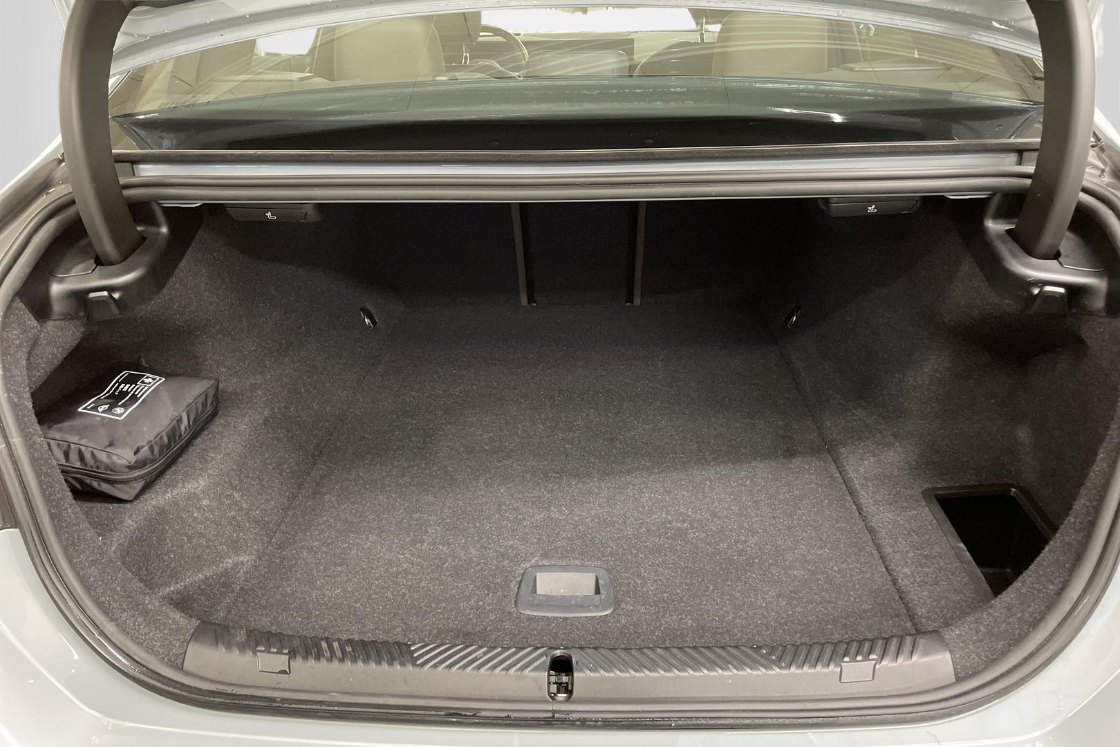 BMW i5 2024