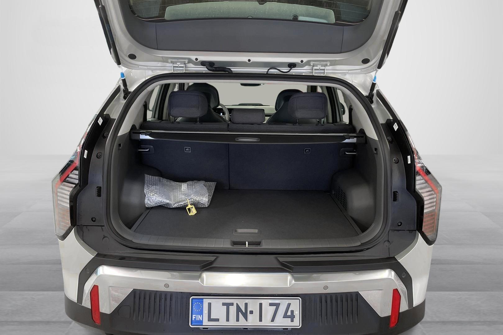 Kia EV3 10