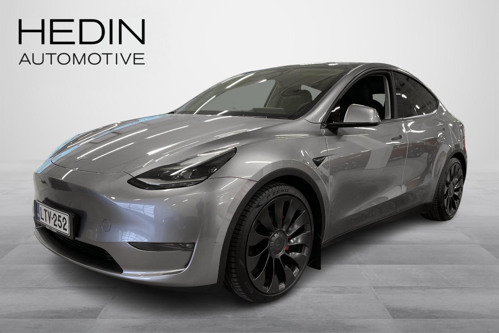 Tesla Model Y 2024