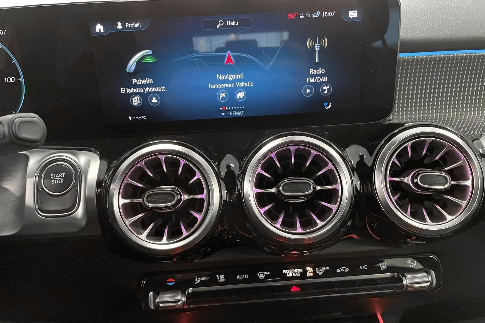 Mercedes-Benz EQB 2024