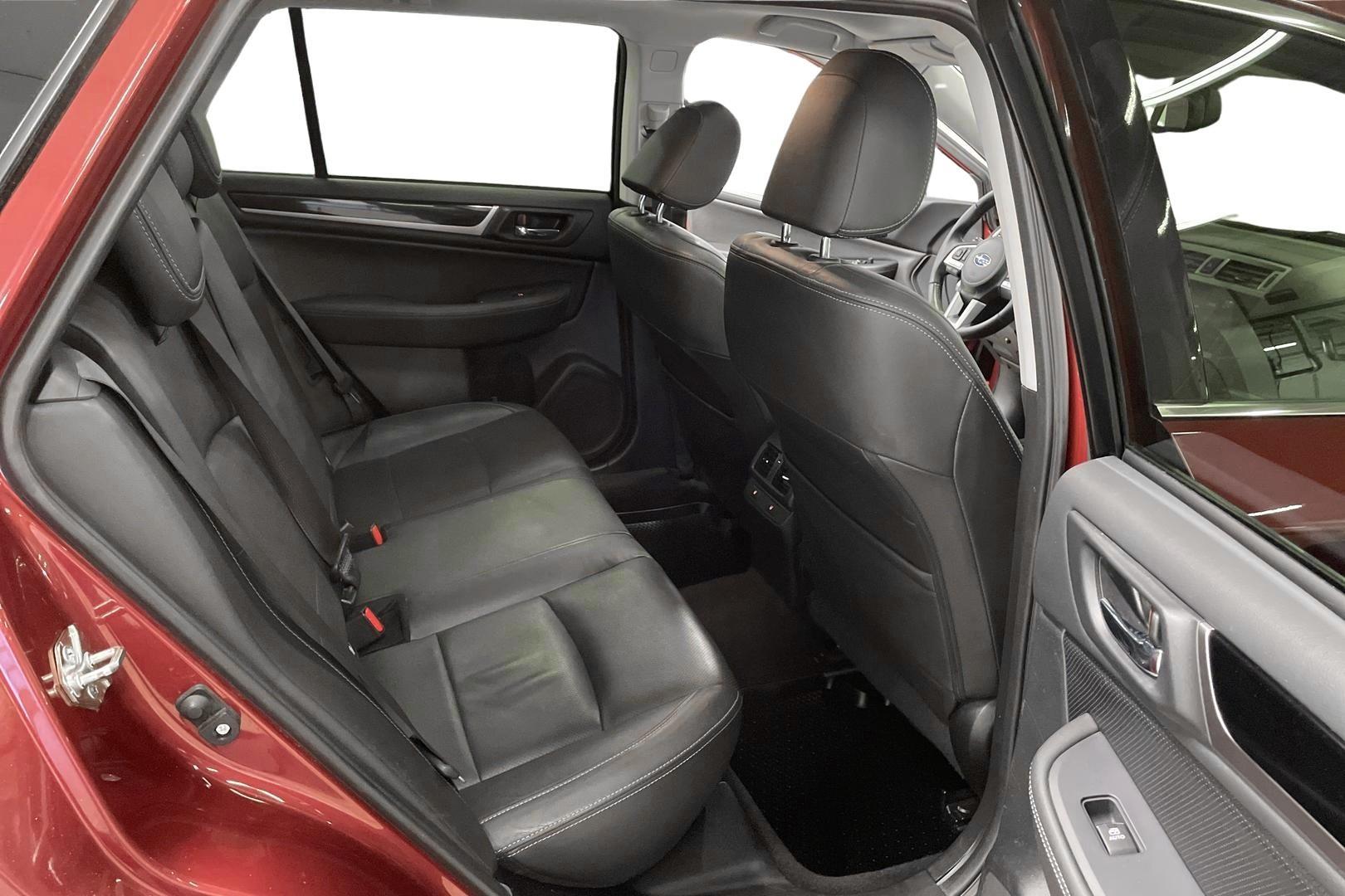 Subaru Outback 2016