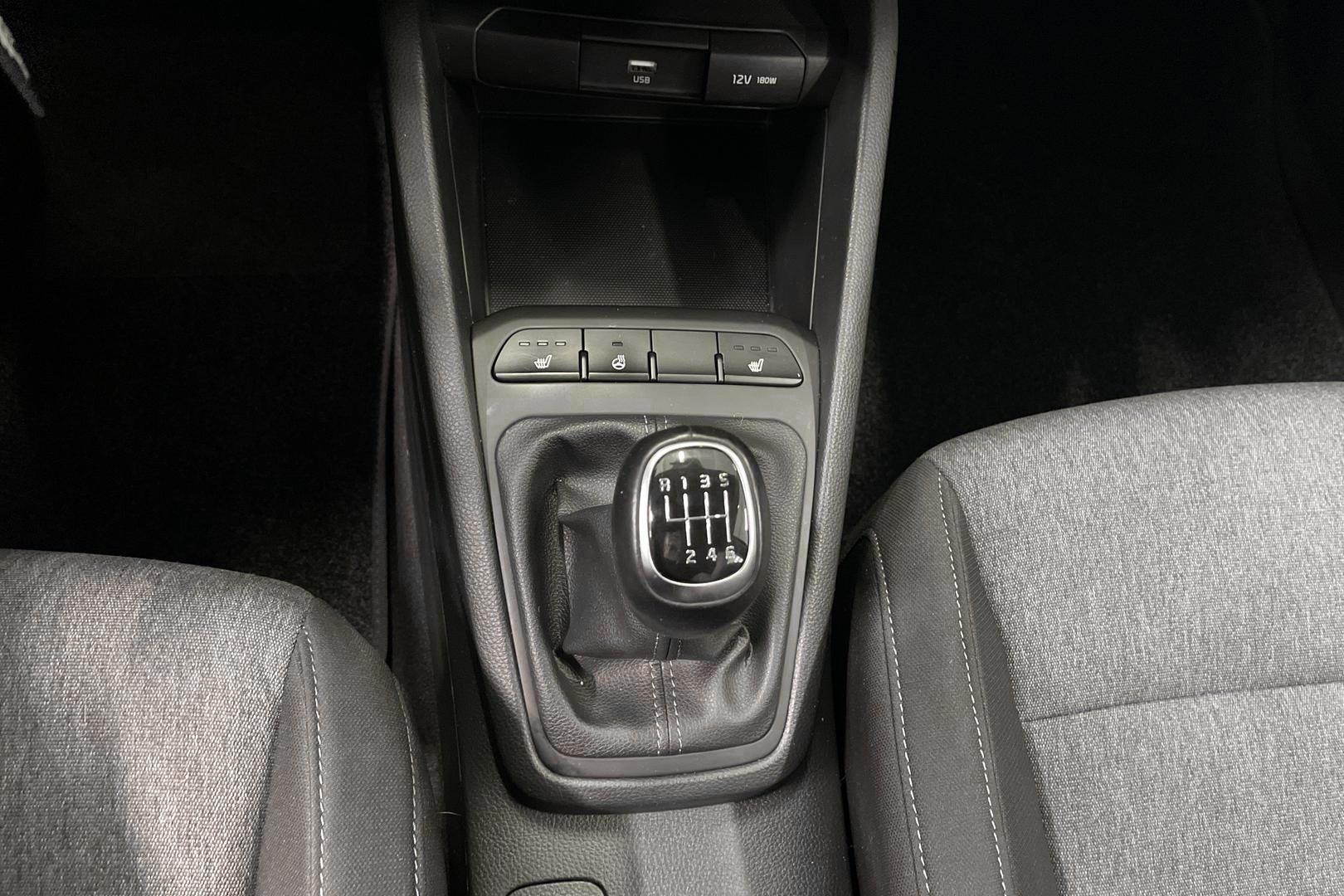 KIA STONIC 2023