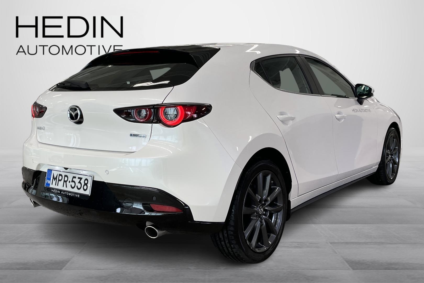 MAZDA 3 2025