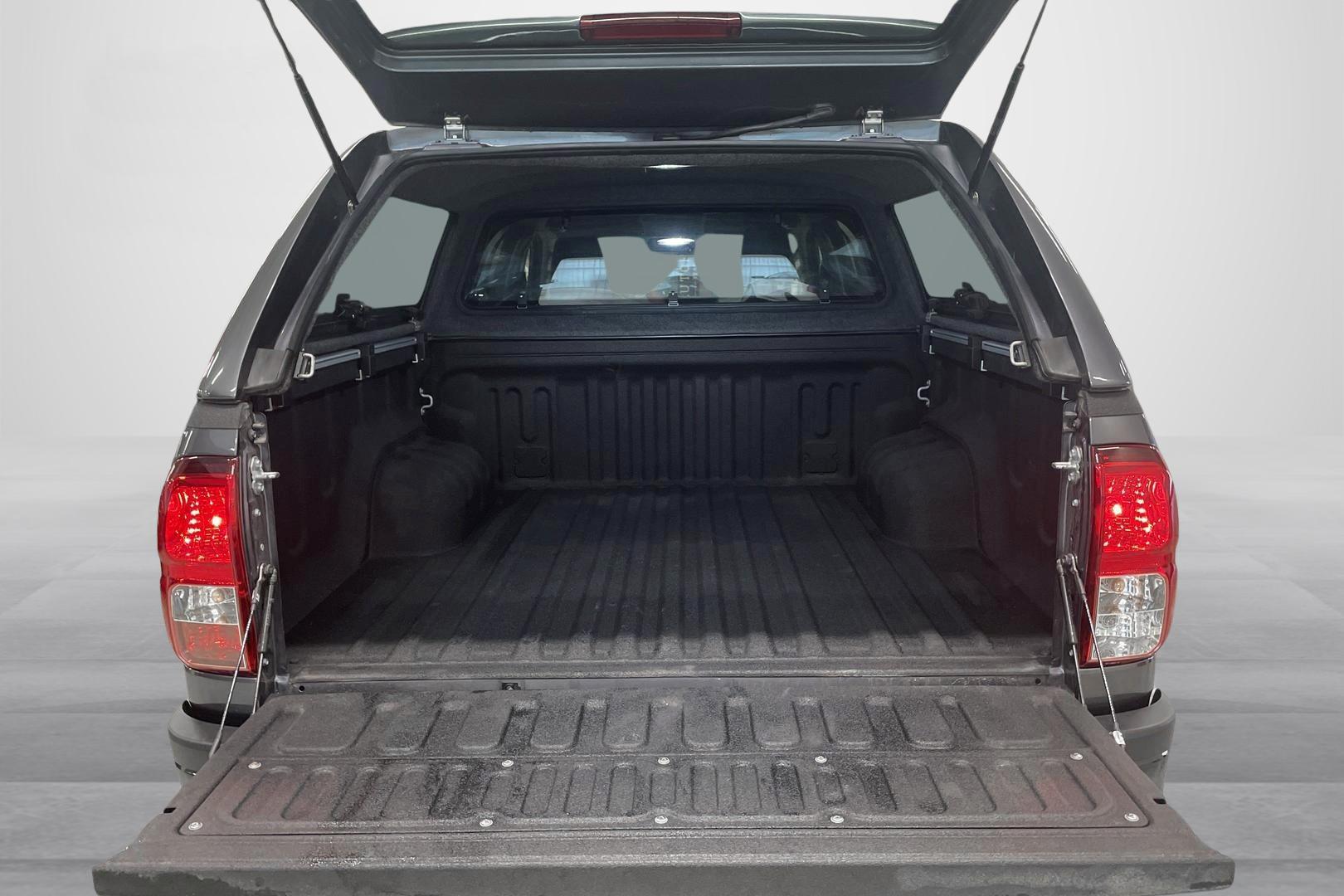 TOYOTA HILUX 2024