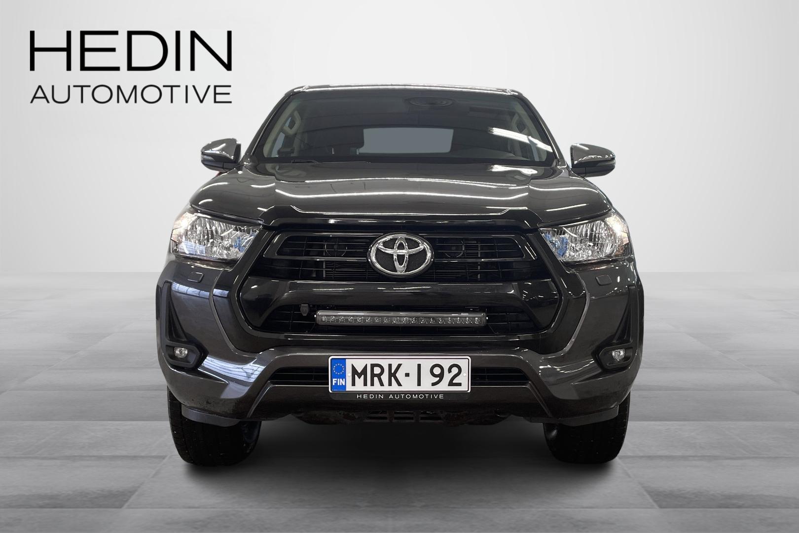 TOYOTA HILUX 2024