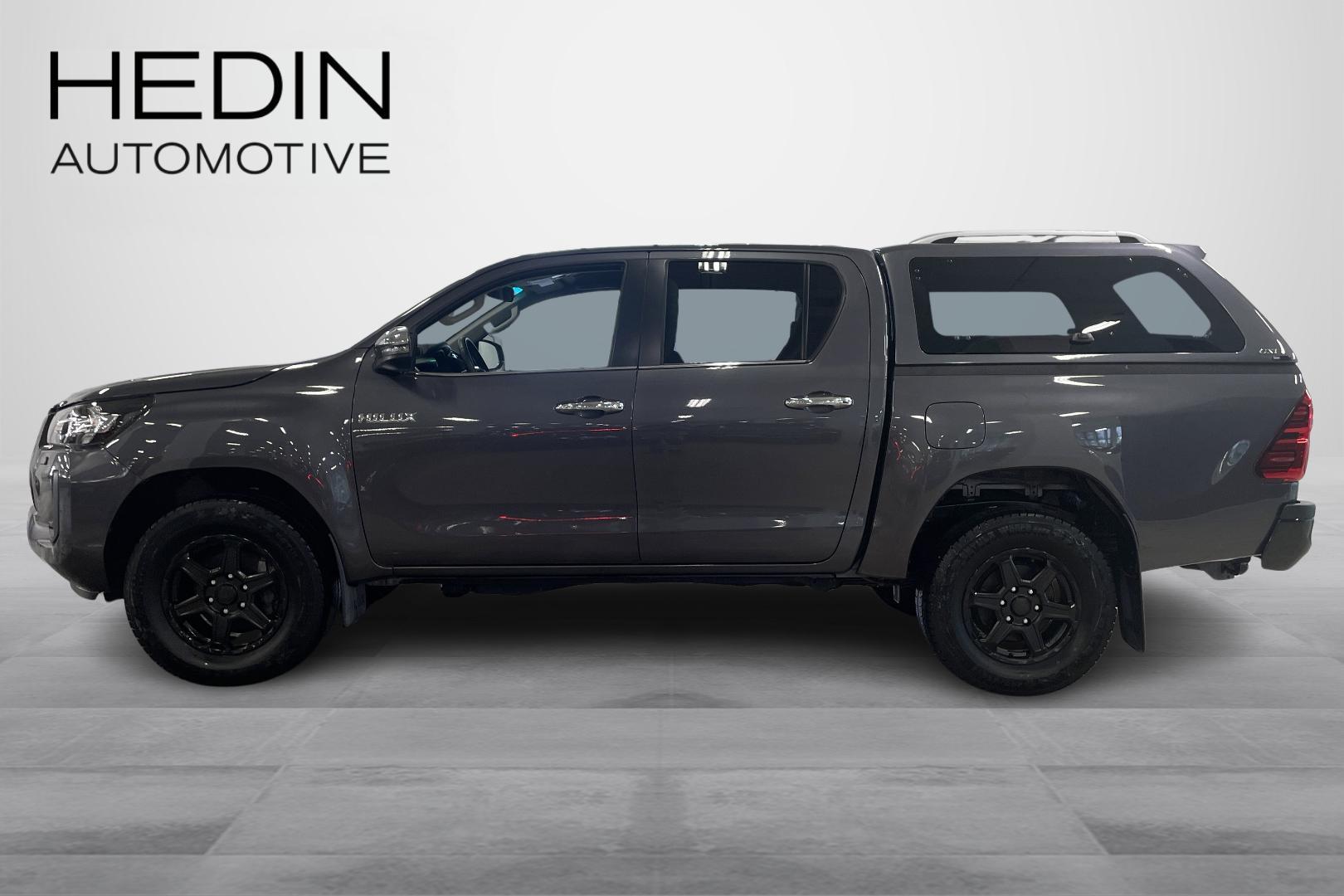 TOYOTA HILUX 2024