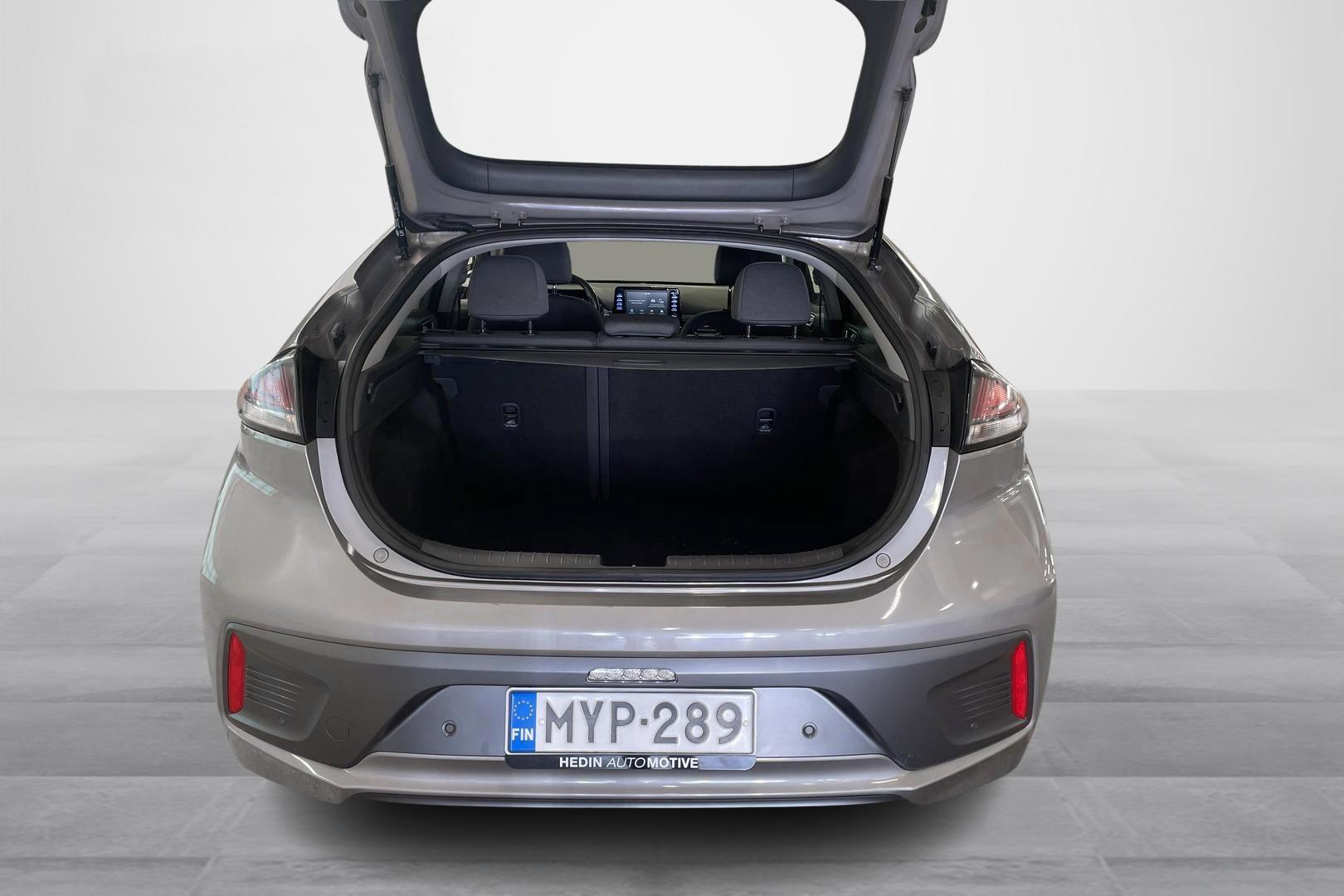 HYUNDAI IONIQ hybrid 10