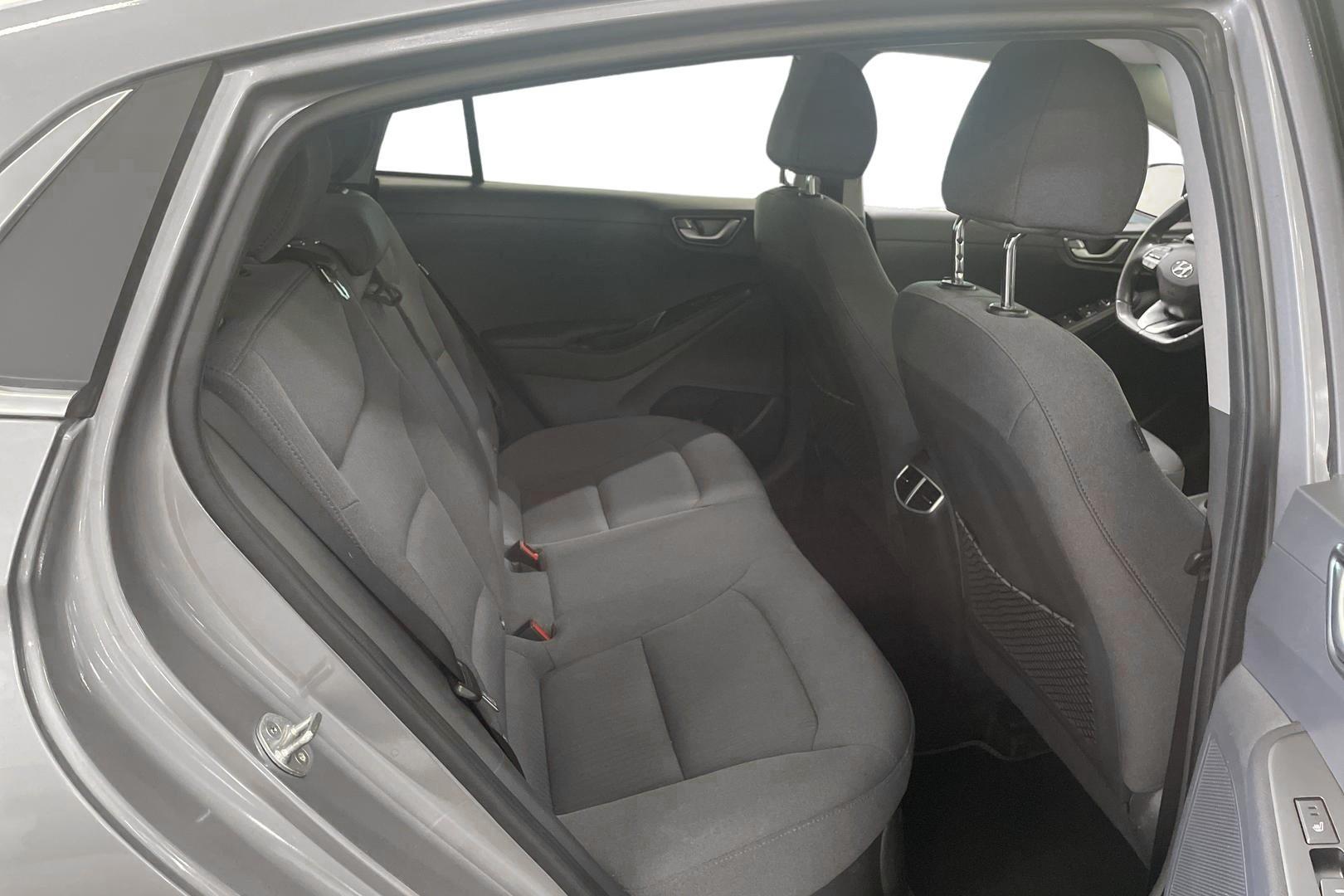 HYUNDAI IONIQ hybrid 11