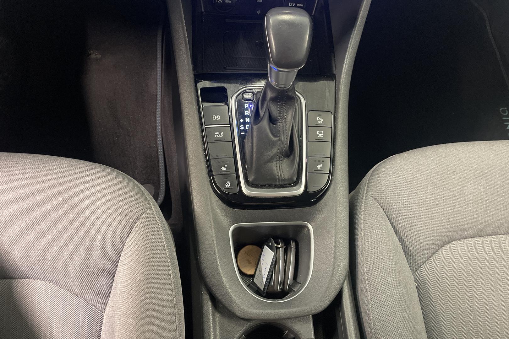 HYUNDAI IONIQ hybrid 16