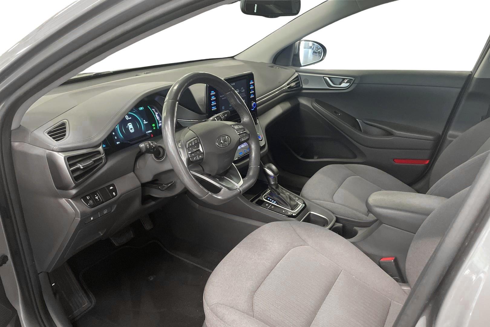 HYUNDAI IONIQ hybrid 7