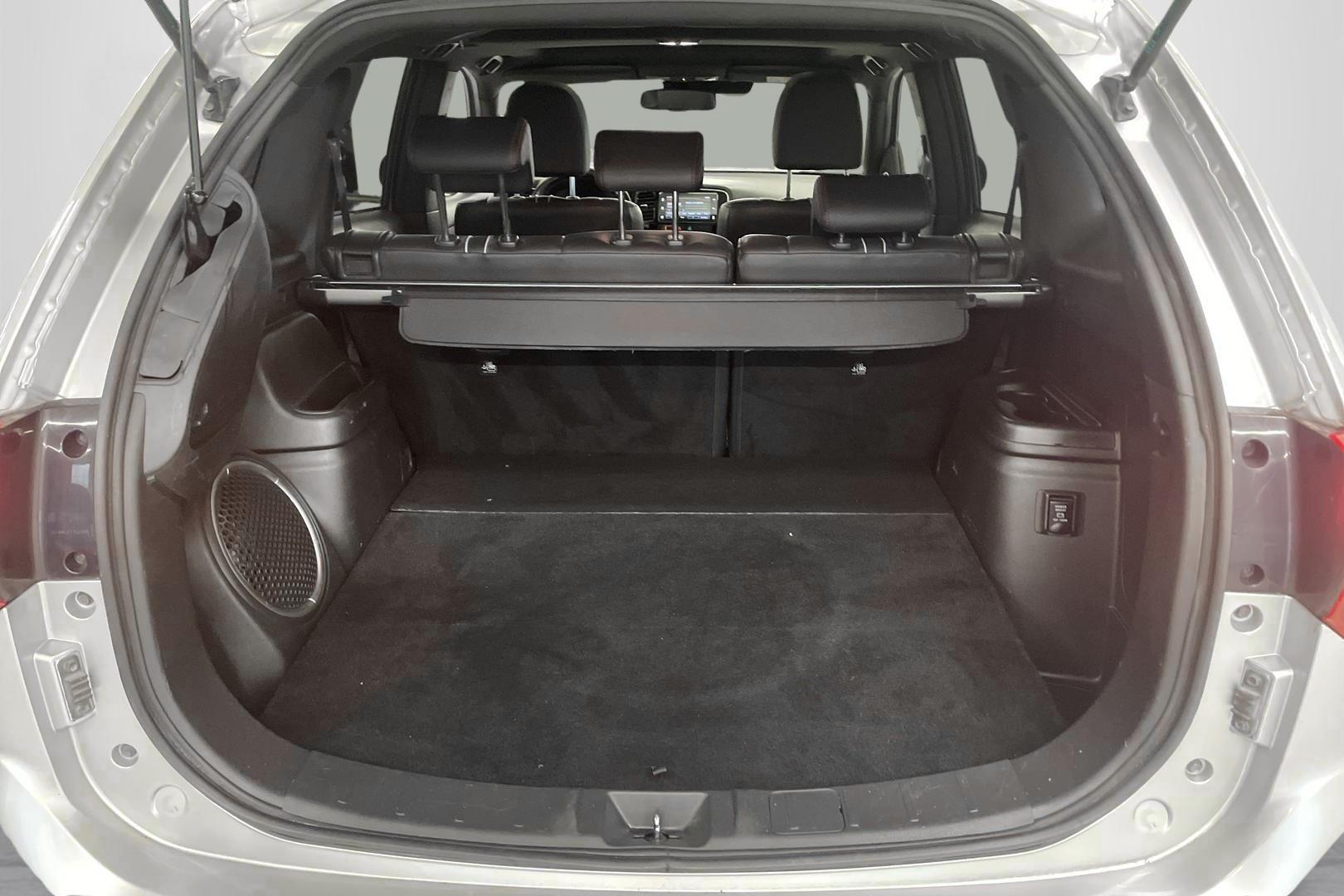 Mitsubishi Outlander PHEV 2018