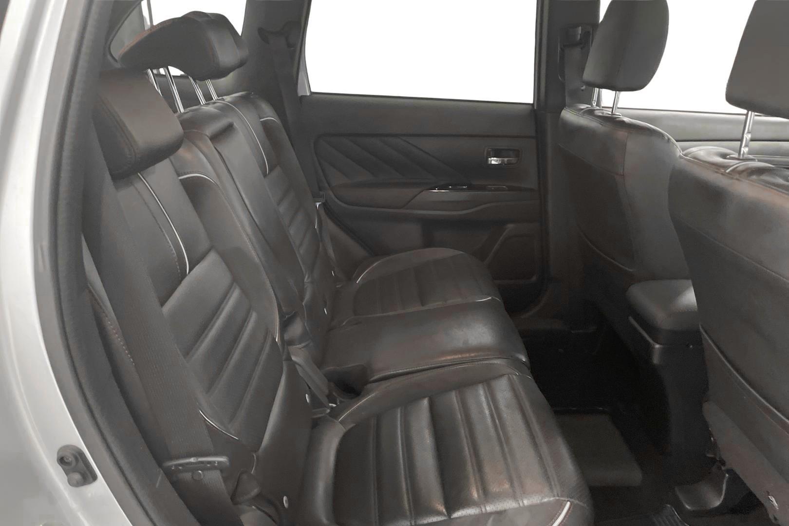 Mitsubishi Outlander PHEV 2018