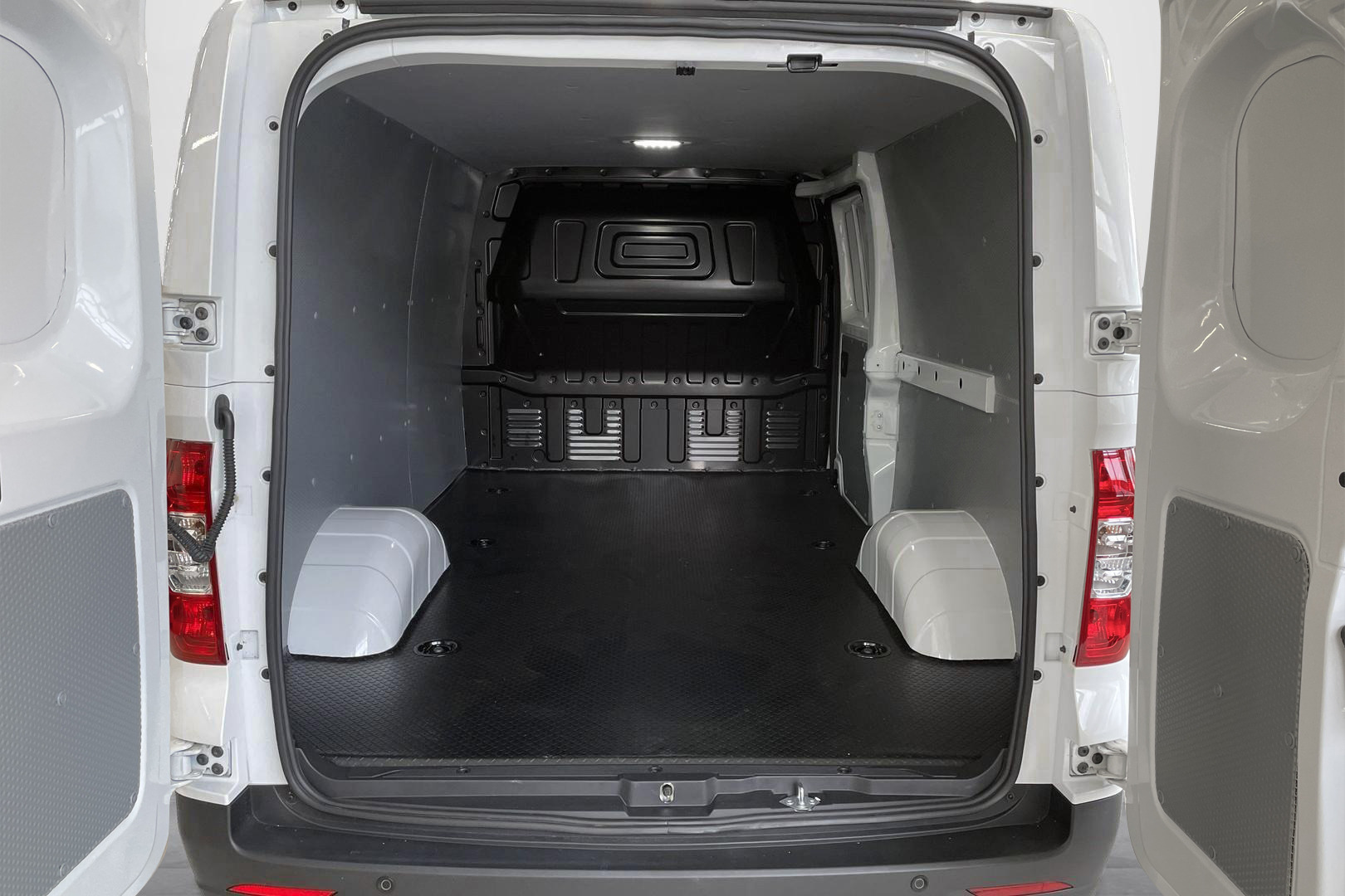 MAXUS e-Deliver 3 2025