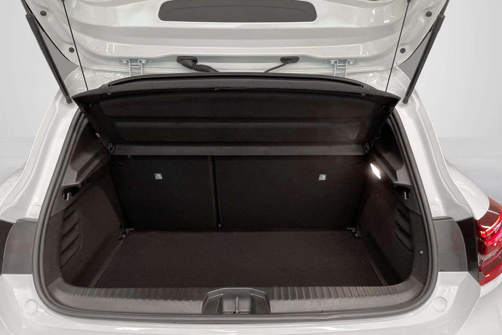 Mitsubishi Colt 2025