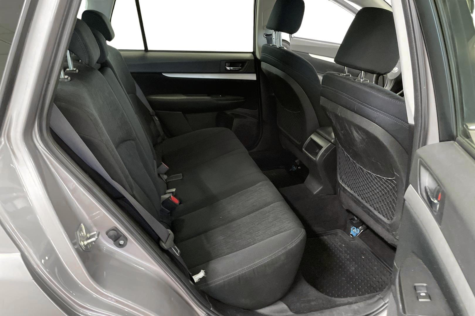 SUBARU OUTBACK 2014