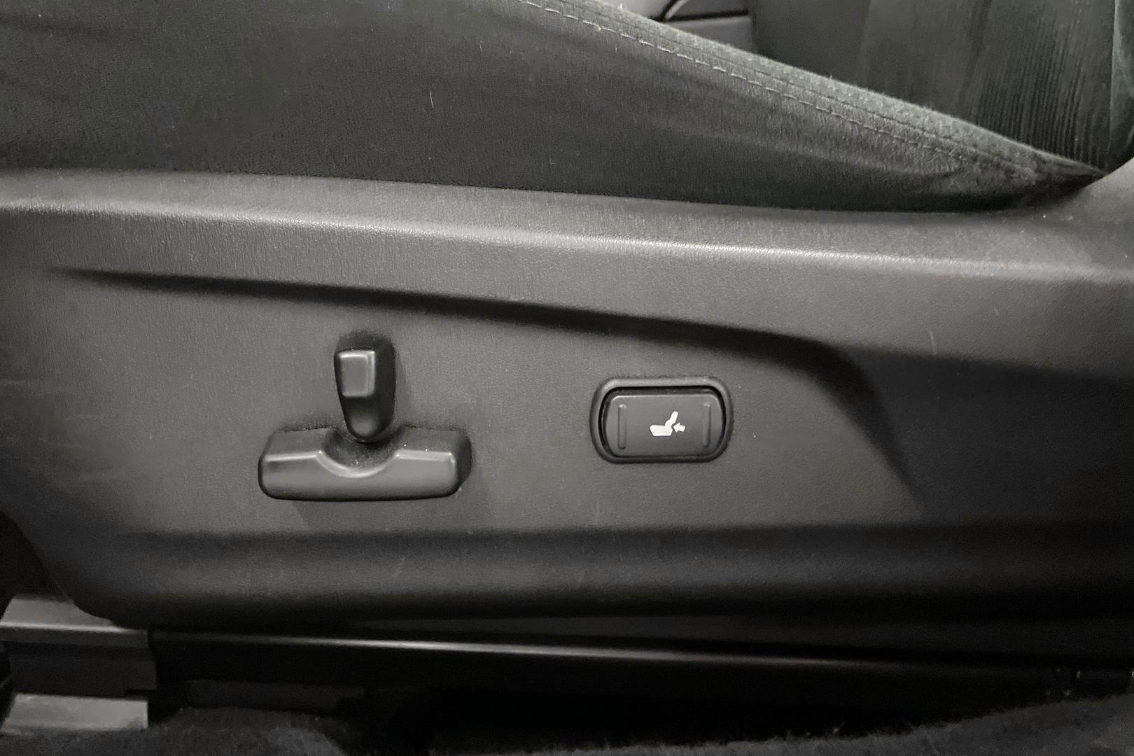 SUBARU OUTBACK 2014