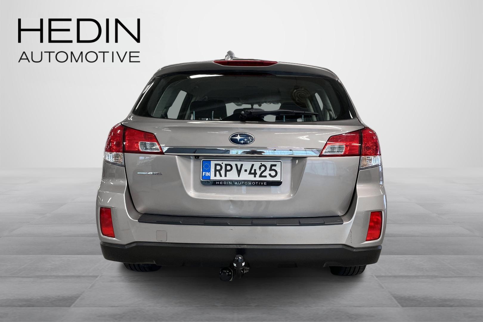 SUBARU OUTBACK 2014