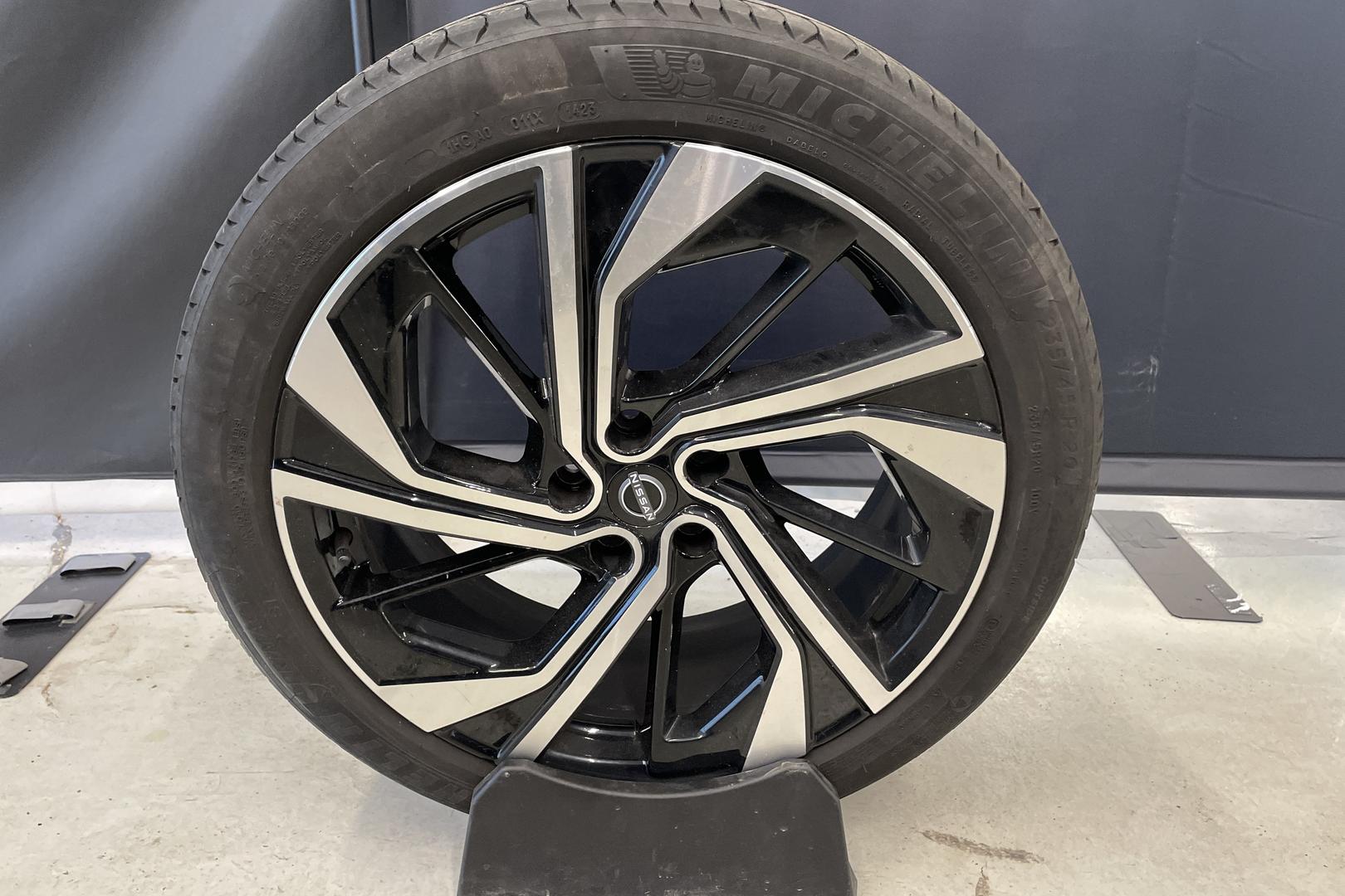 NISSAN Qashqai 2023