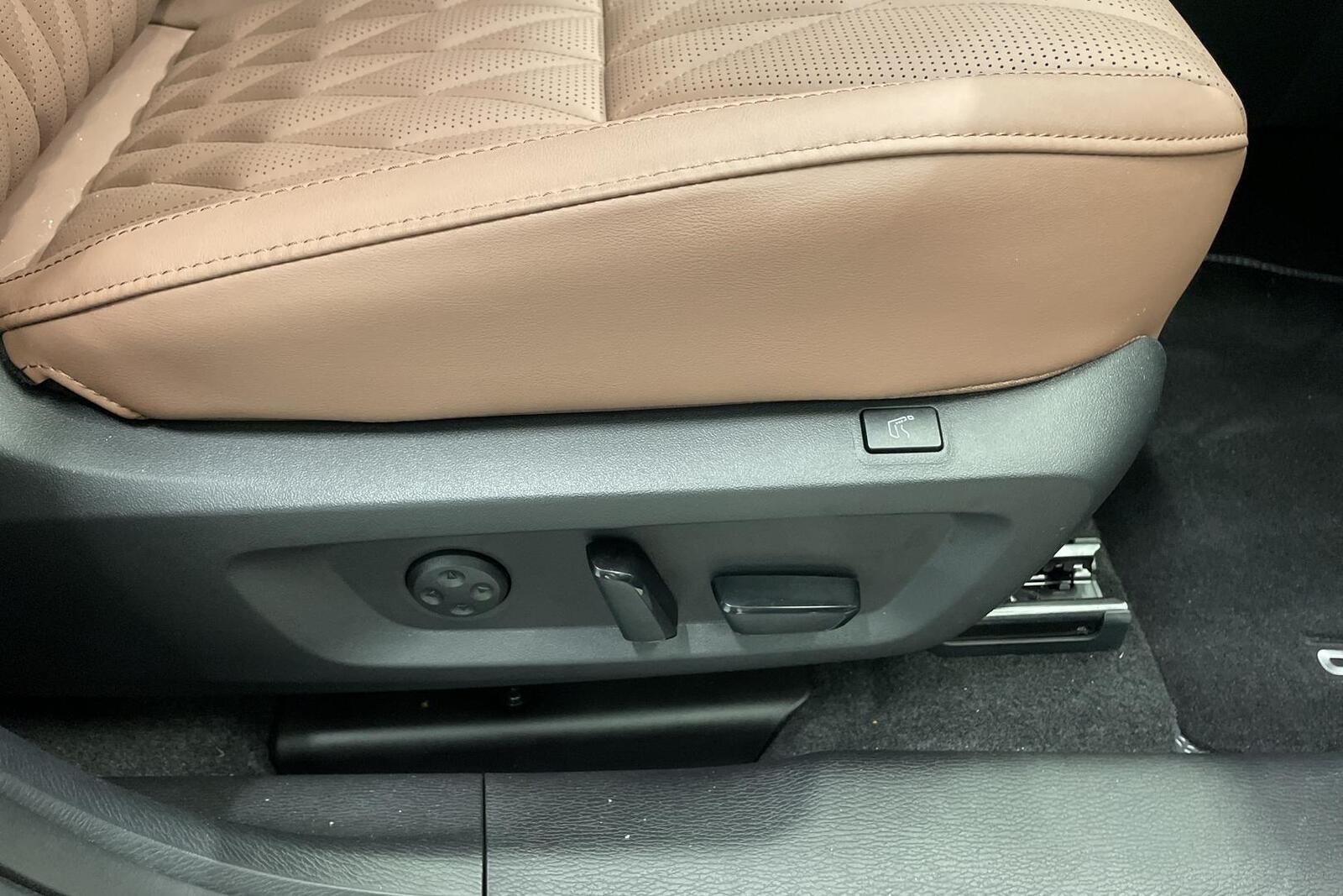 Mitsubishi Outlander 2025