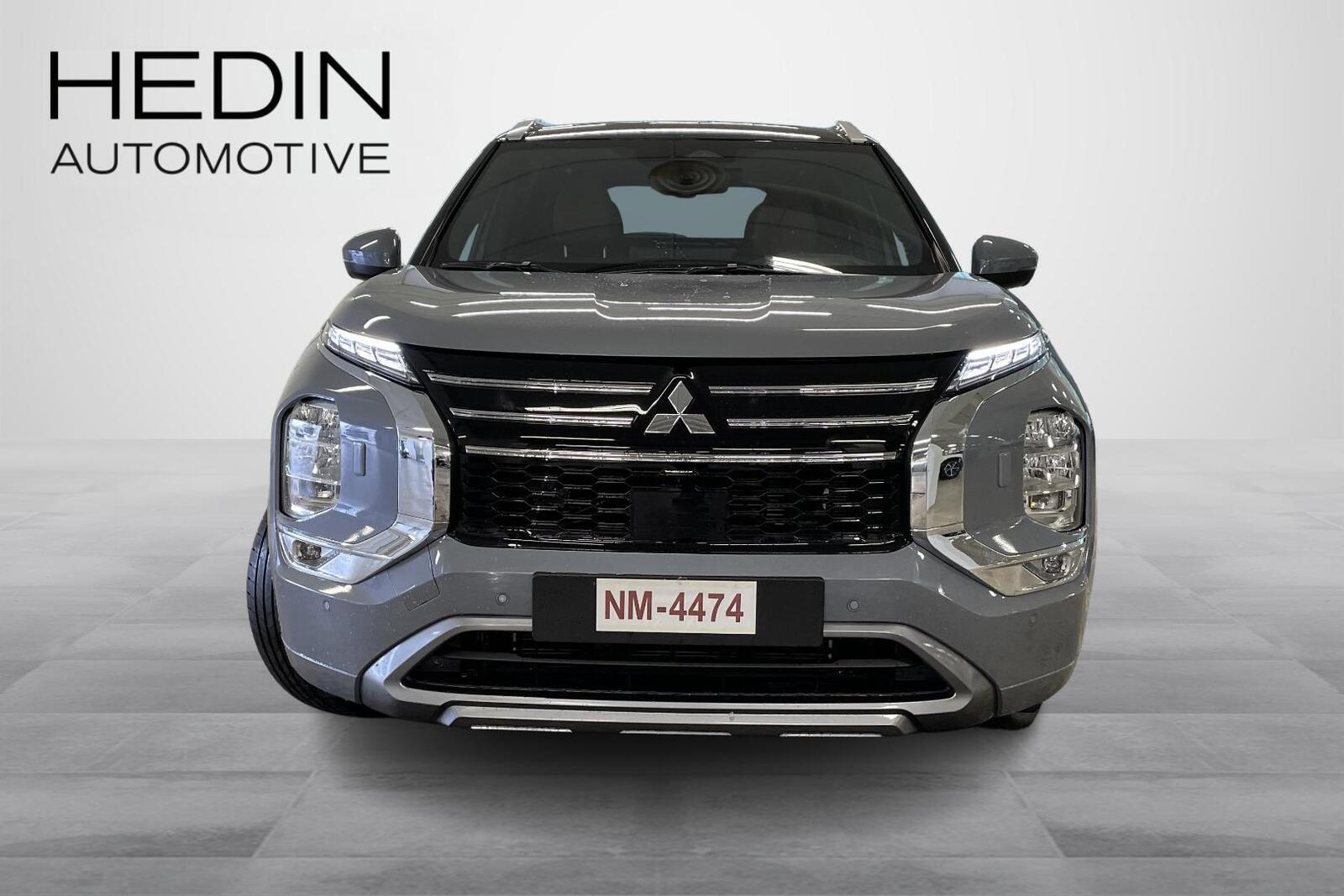 Mitsubishi Outlander 2025