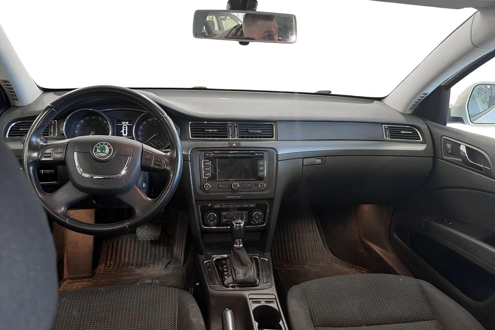 Skoda Superb 2013