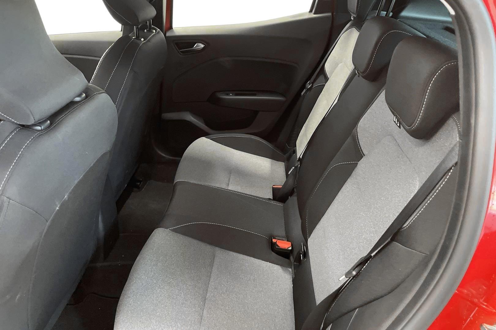 MITSUBISHI COLT 2025