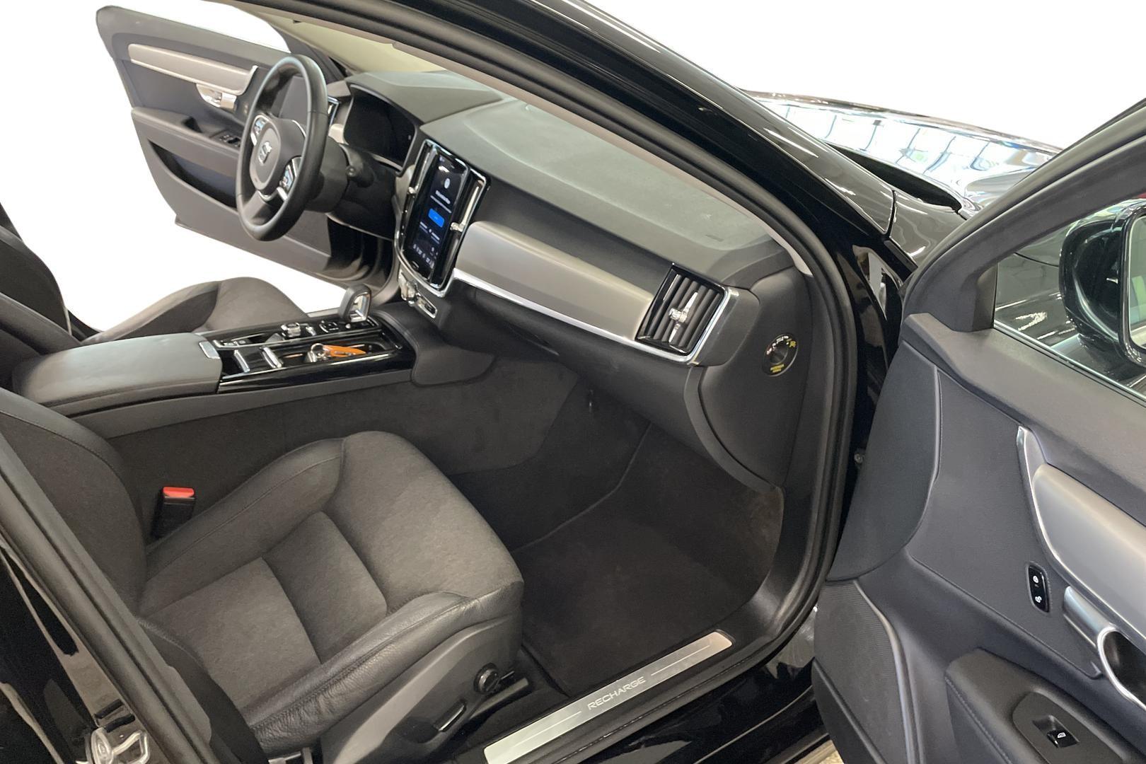 Volvo V90 2023