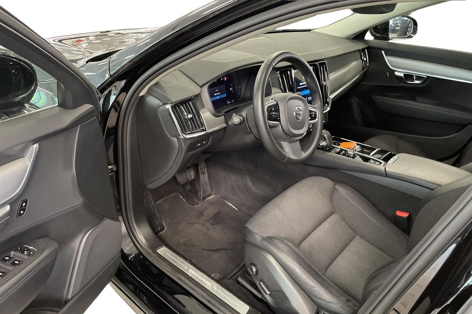 Volvo V90 2023