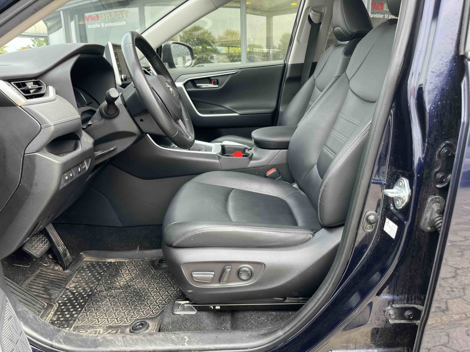 Toyota RAV4 2021