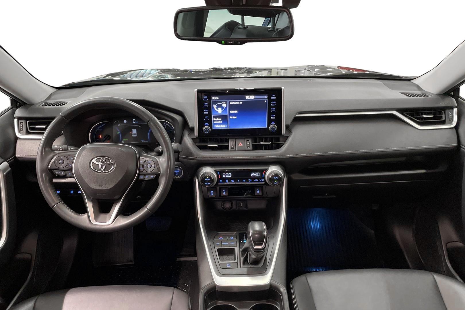 Toyota RAV4 2021