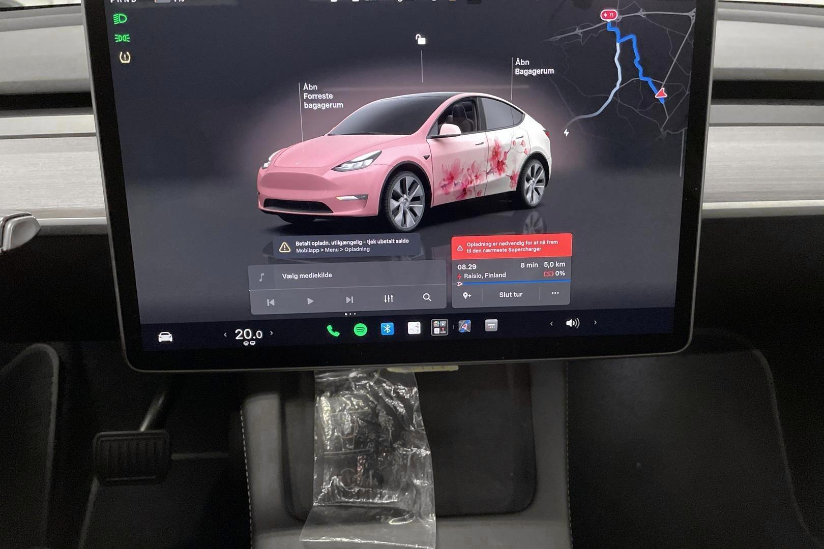 Tesla Model Y 2023
