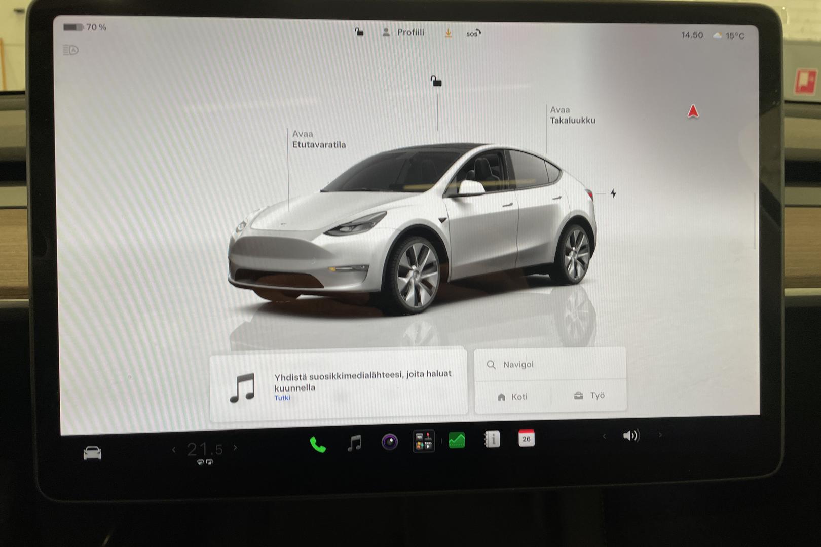 Tesla Model Y 2024