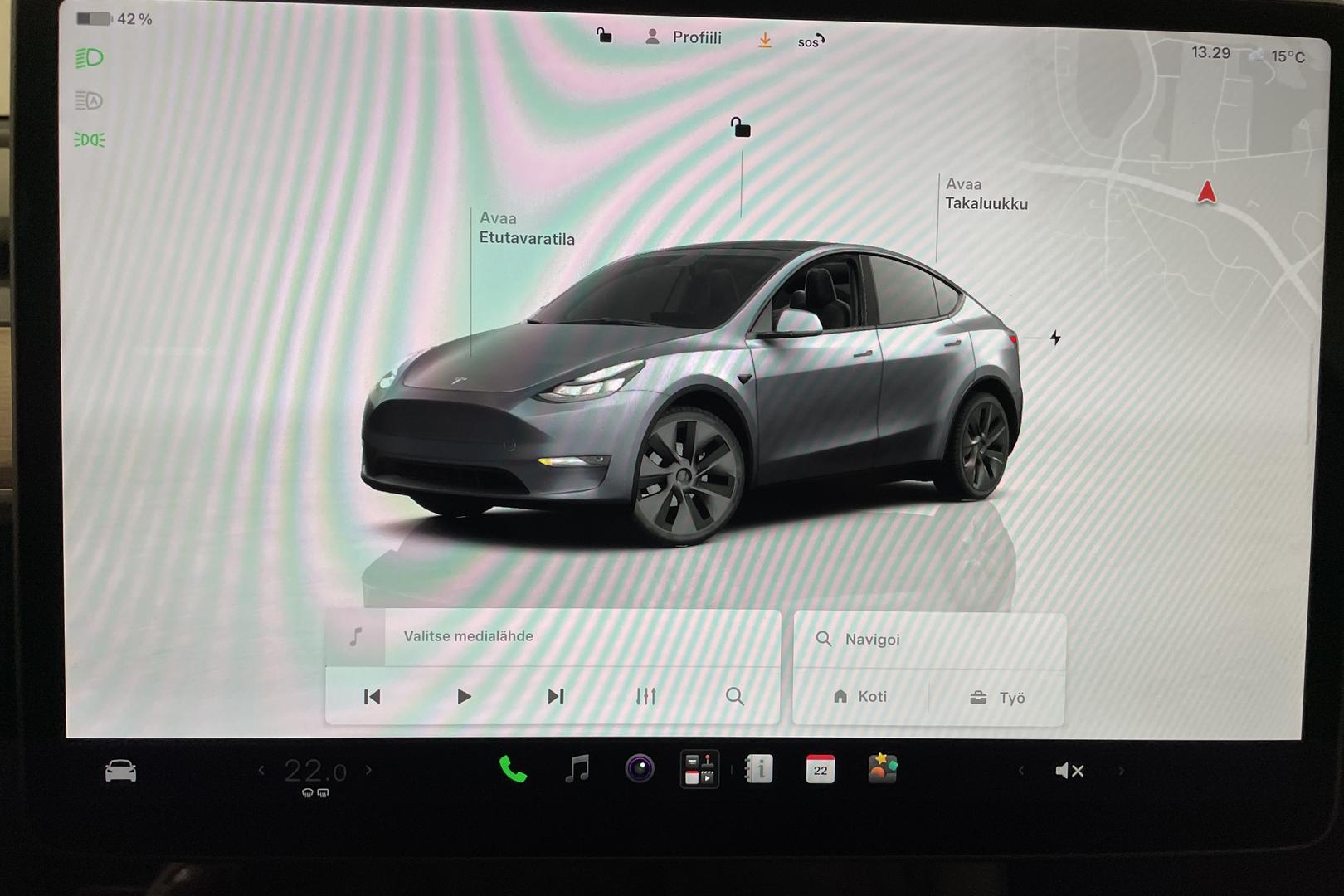 Tesla Model Y 2024