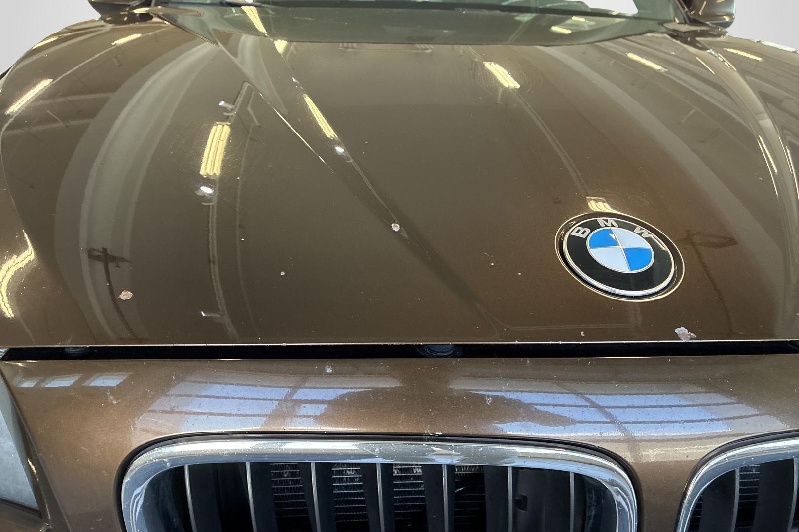 BMW X1 2011