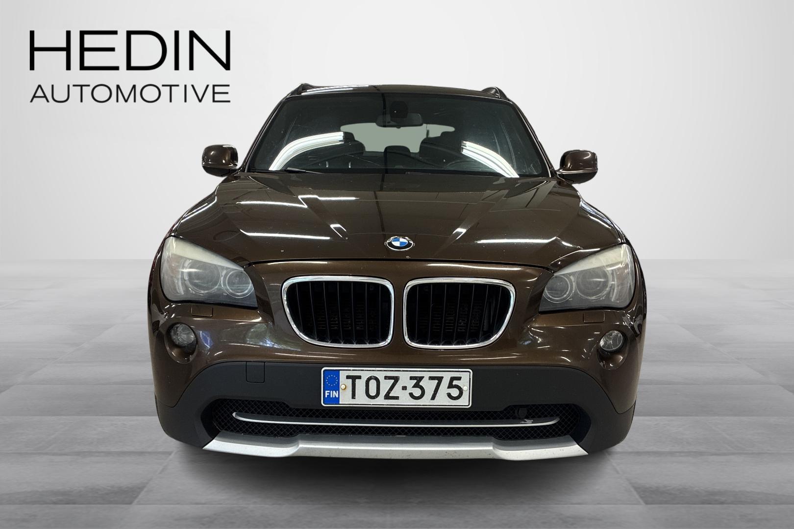 BMW X1 2011