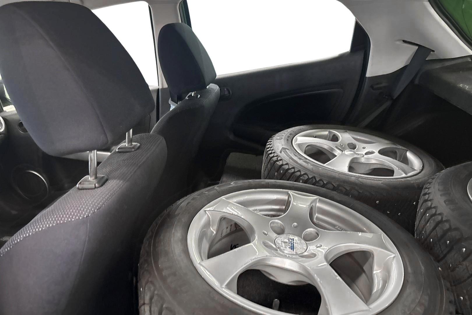 MAZDA Mazda2 2009